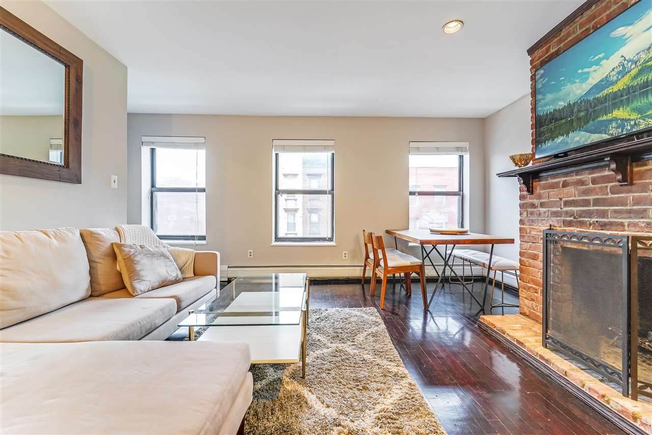 205 Park Ave - Photo 1