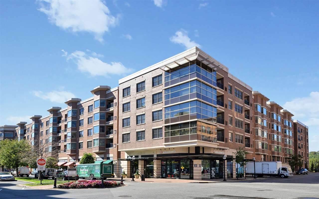 22 Avenue At Port Imperial - Photo 1