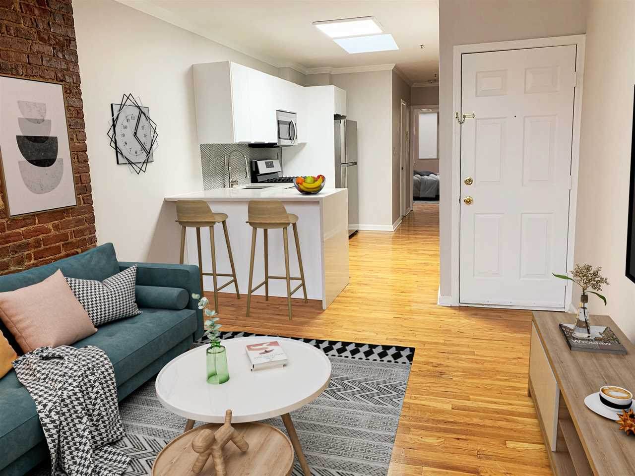 124 Madison St - Photo 1