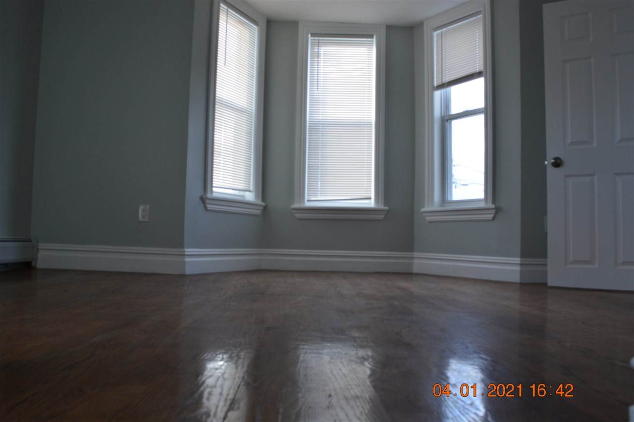 6710 Adams St - Photo 1