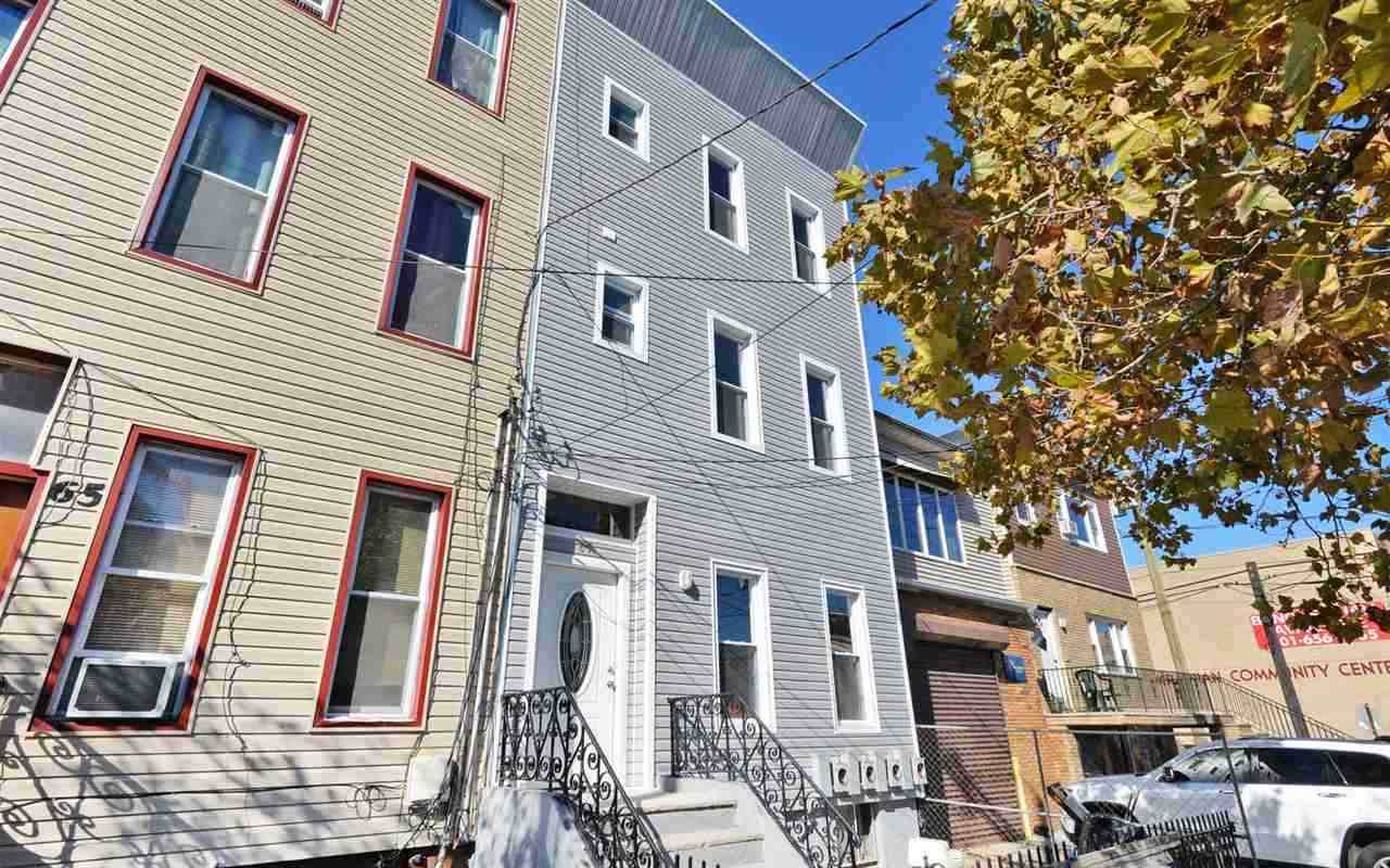 67 Oakland Ave - Photo 1