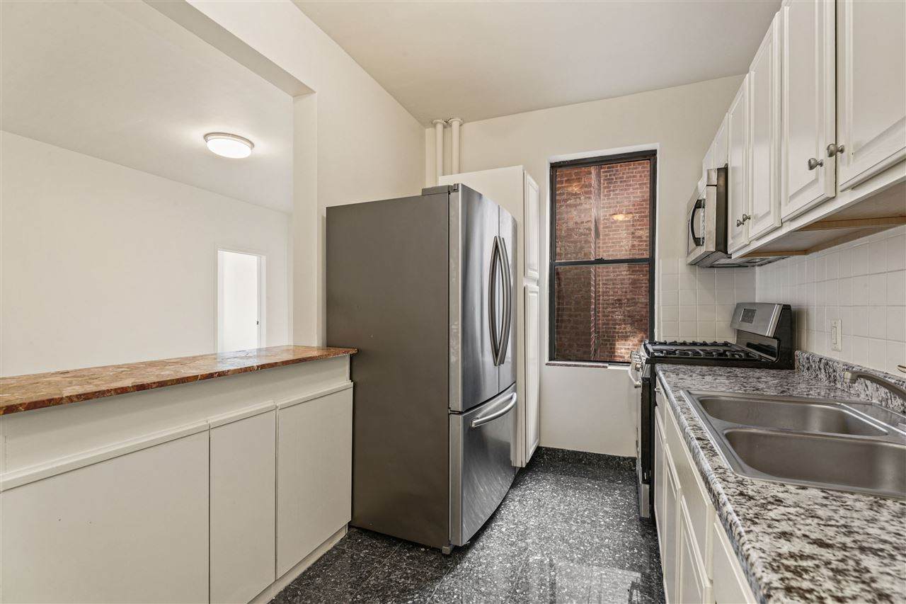 6114 Highland Pl - Photo 1