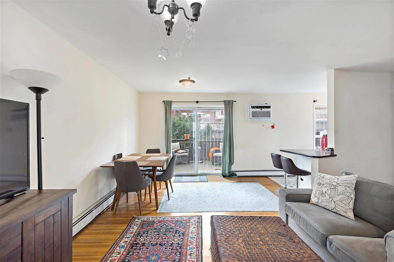 116 Adams St - Photo 1