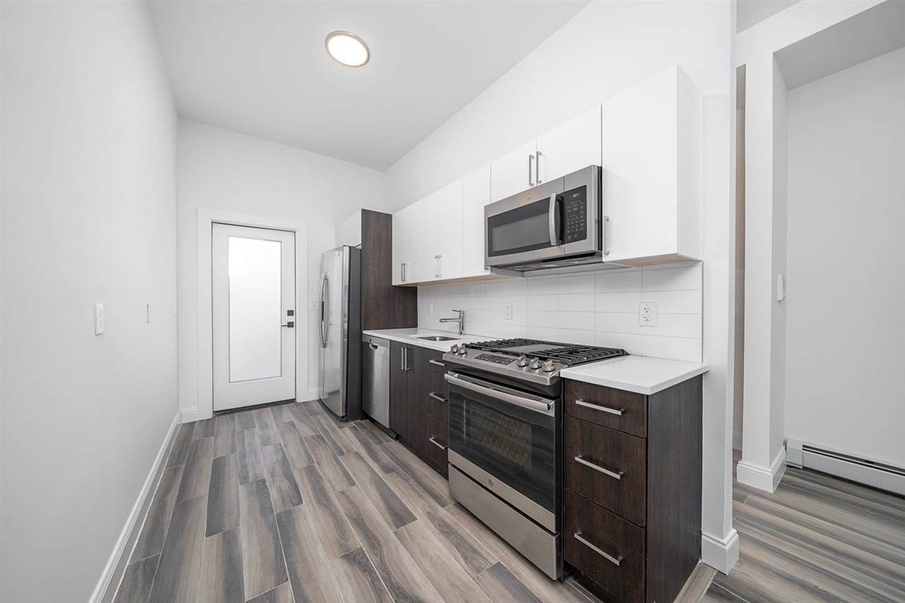 190 Congress St - Photo 1