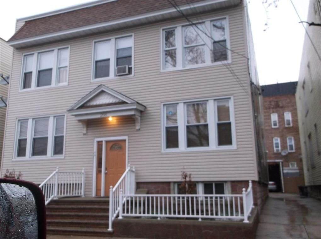 268 Lexington Ave - Photo 1