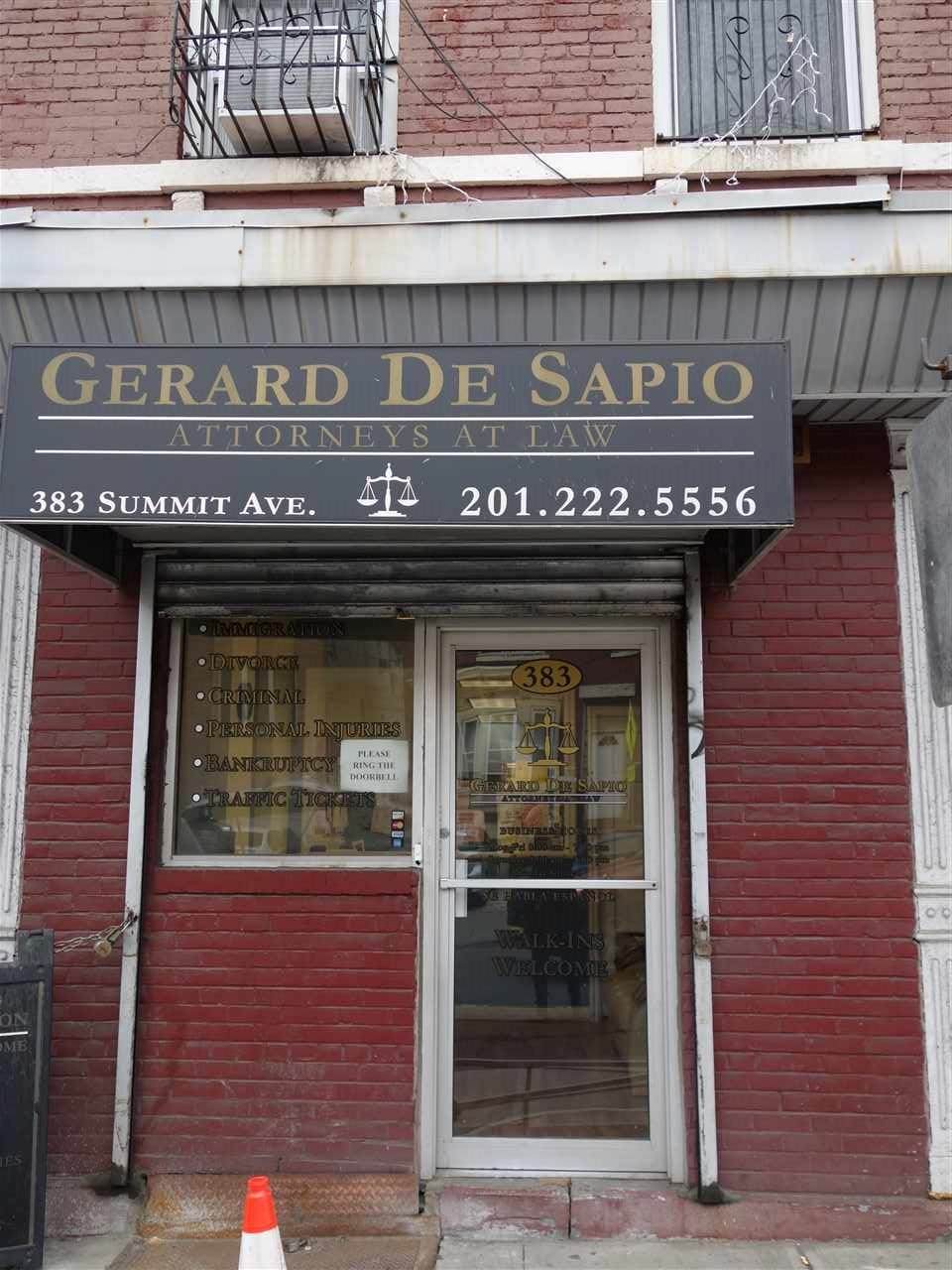 383 Summit Ave - Photo 1
