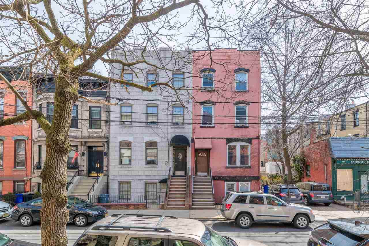707 Garden St - Photo 1