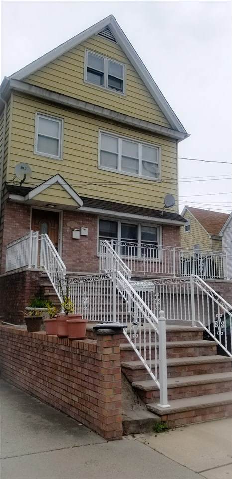 119 West 15Th St - Photo 1