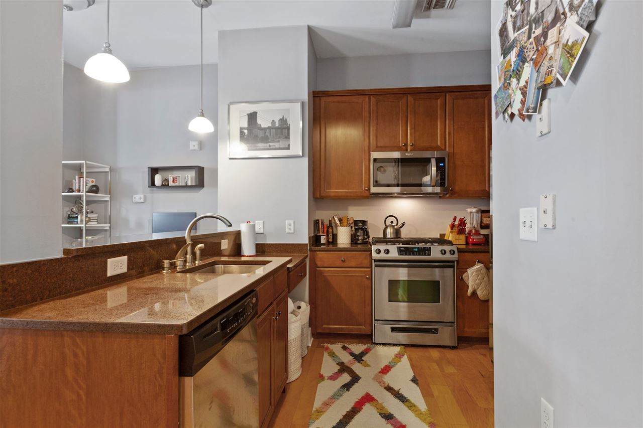 55 Mallory Ave - Photo 1