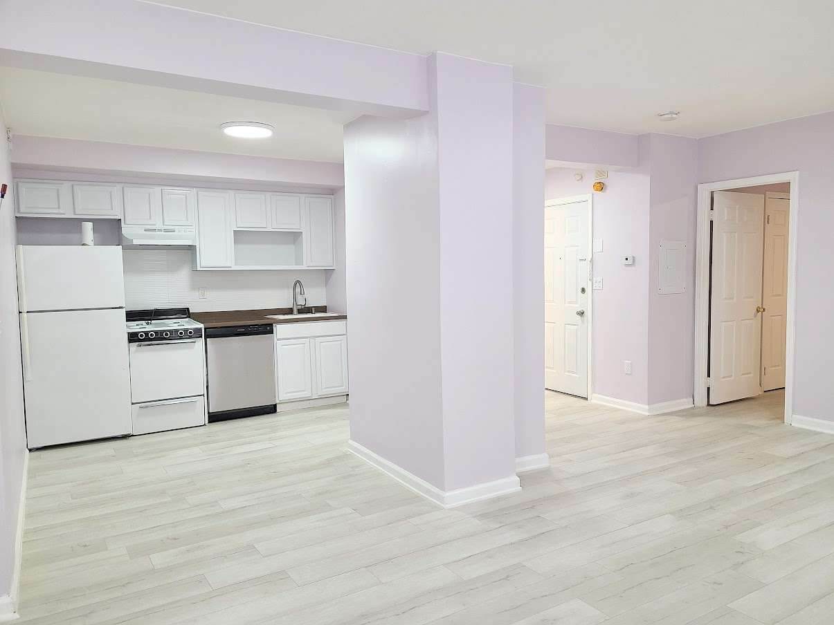 1870 Kennedy Blvd - Photo 1