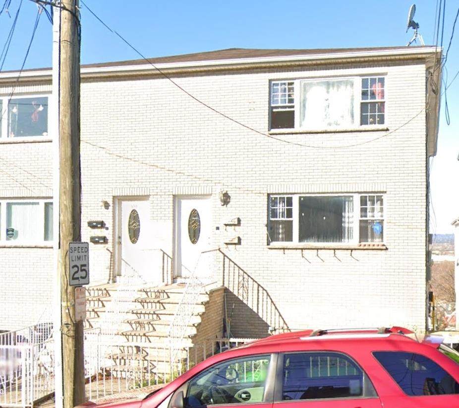 503 Grand Ave - Photo 1
