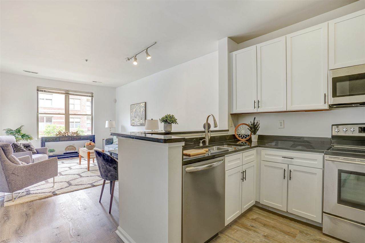 24 Avenue At Port Imperial - Photo 1