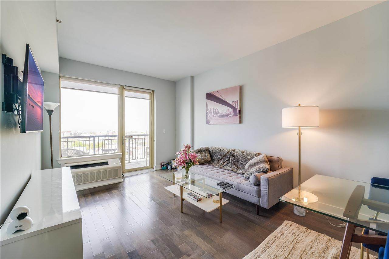 3312 Hudson Ave - Photo 1