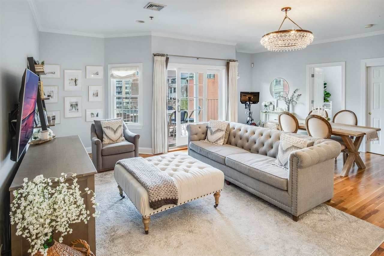 215 Grand St - Photo 1