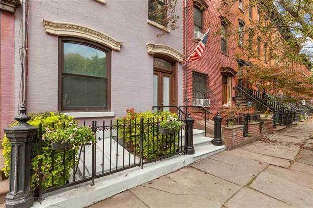 4 West Hamilton Pl - Photo 1