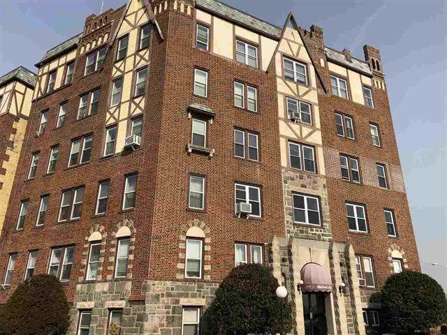 7435 Blvd East - Photo 1