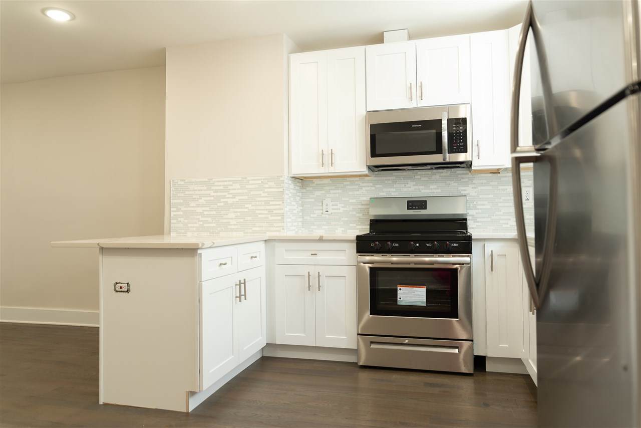399 1ST ST - Photo 1