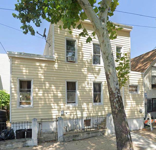 7 Pierce Ave - Photo 1