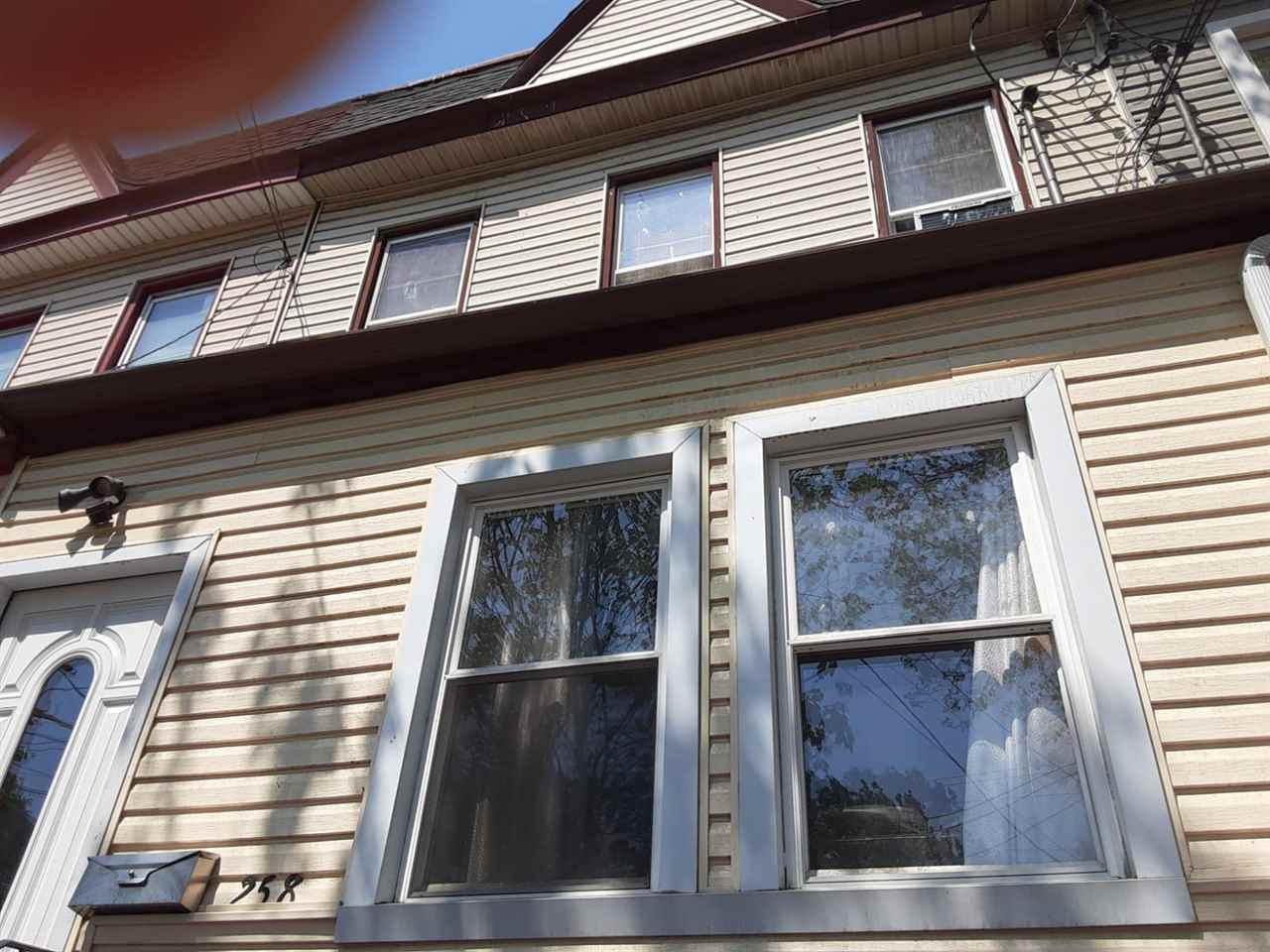 258 Duncan Ave - Photo 1