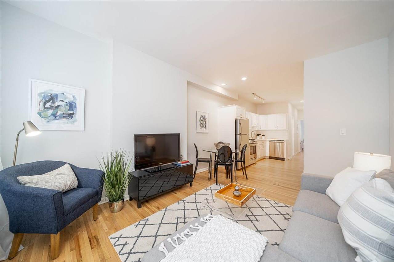 83 Jefferson St - Photo 1