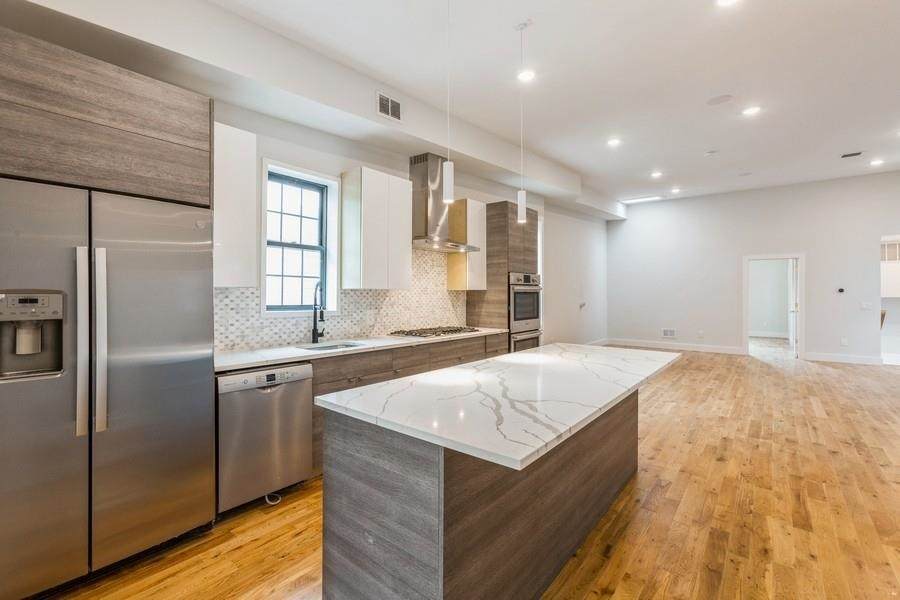 72 Columbia Ave - Photo 1