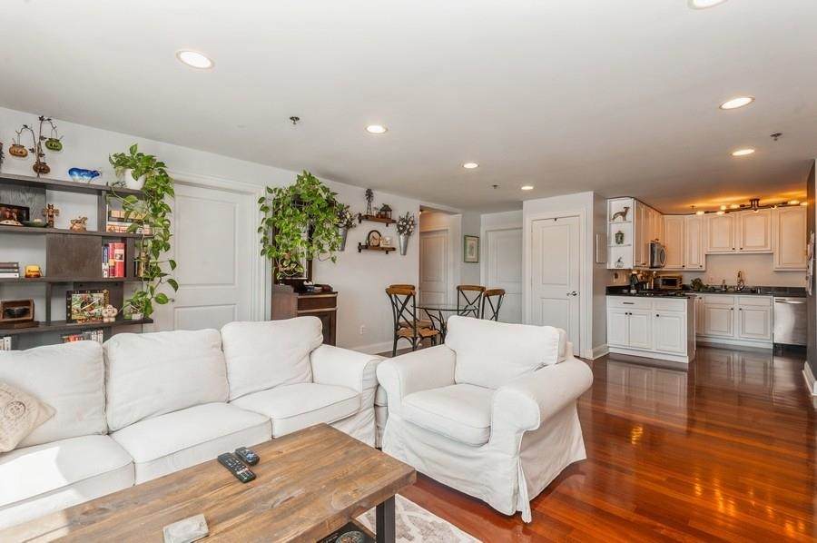 1720 New York Ave - Photo 1