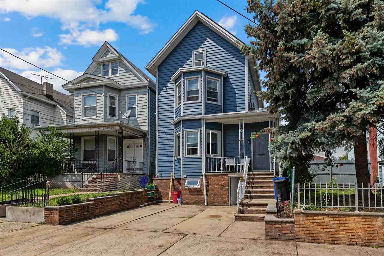 123 West 3Rd St - Photo 1