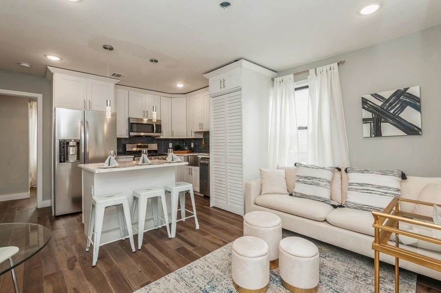 41 Beacon Ave - Photo 1