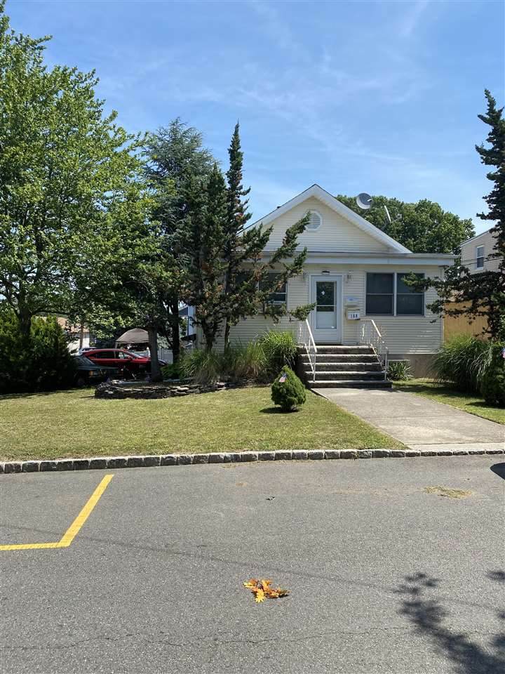 168 Central Lane - Photo 1