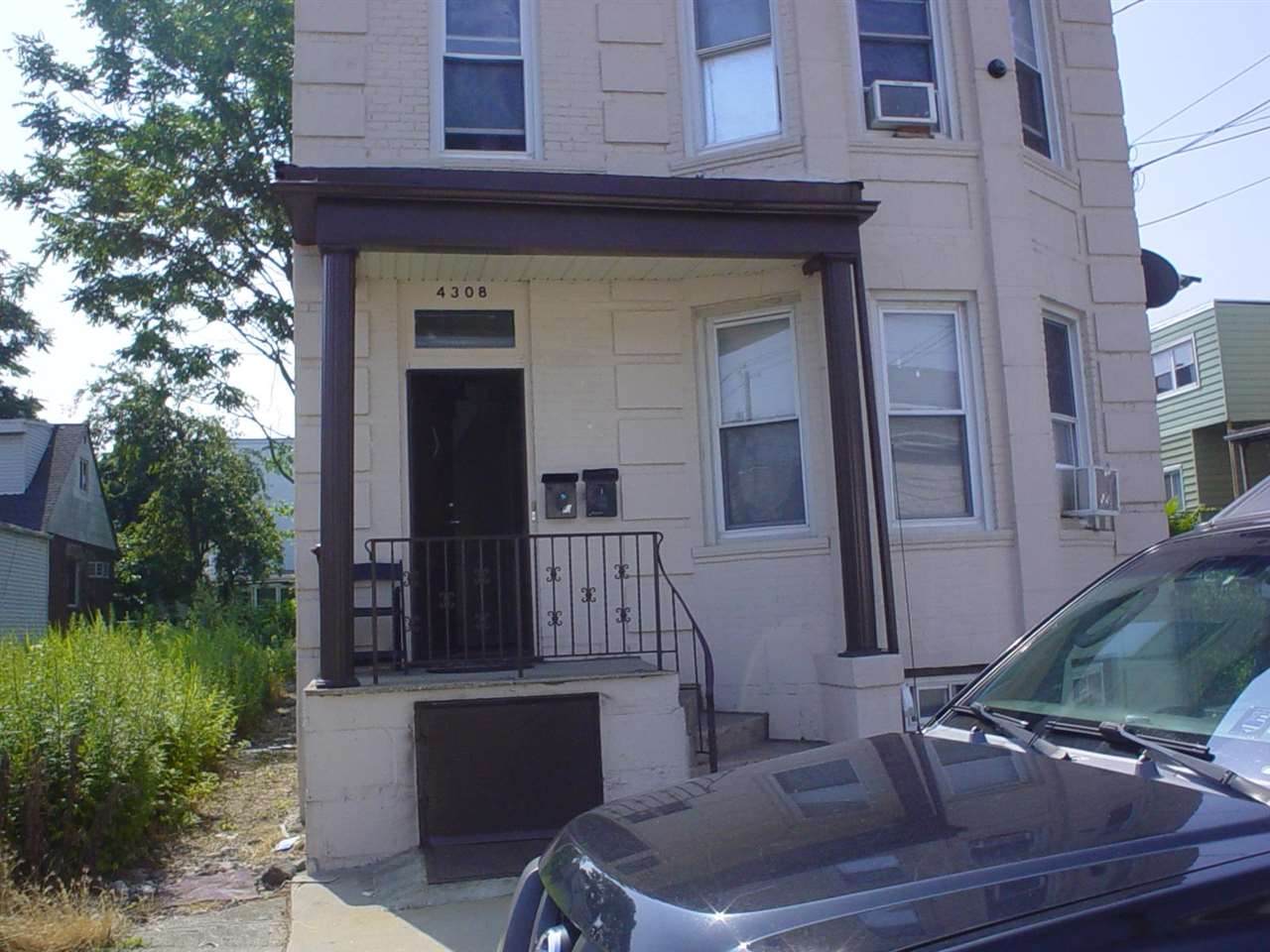 4308 Grand Ave - Photo 1