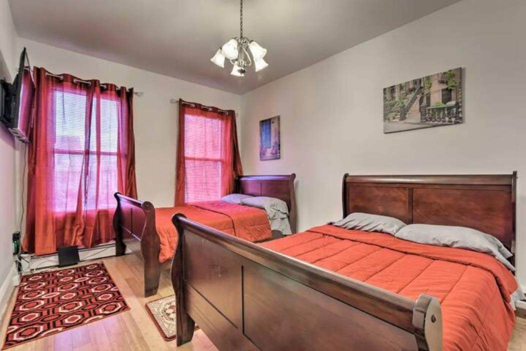 21 Wright Ave - Photo 1