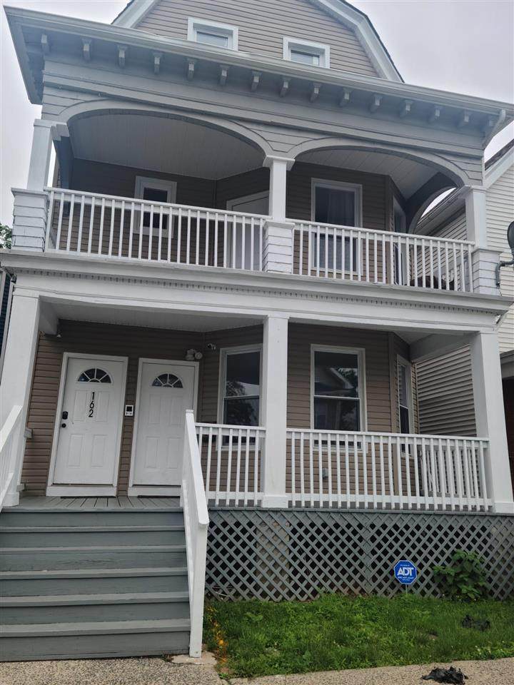 162 Steuben St - Photo 1