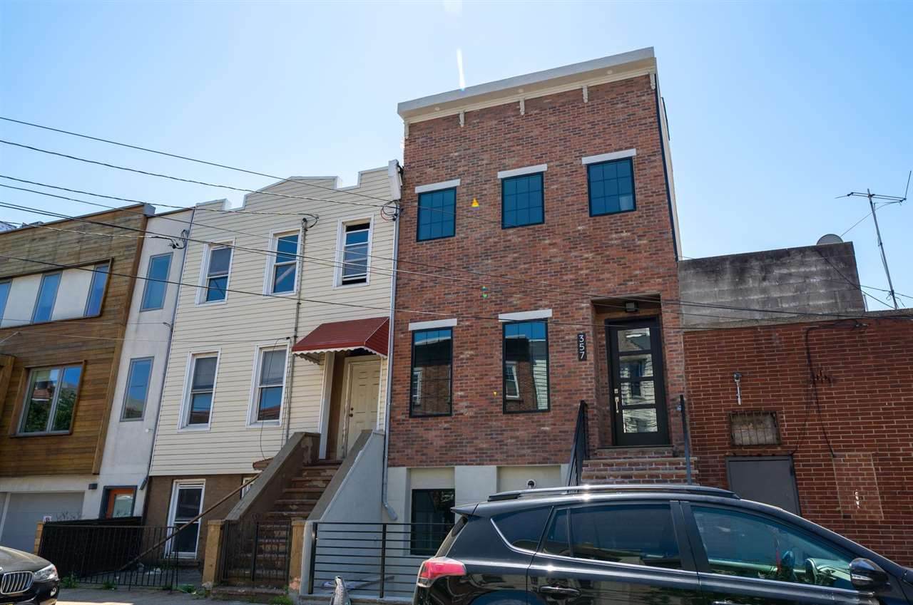 357 4TH ST - Photo 1