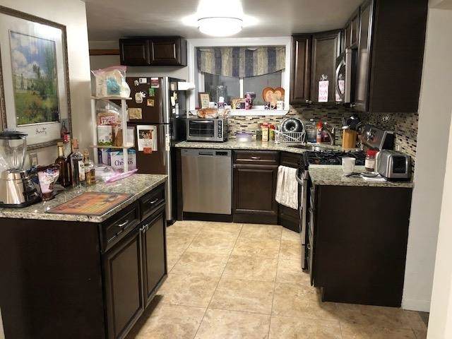 1400 10TH ST - Photo 1