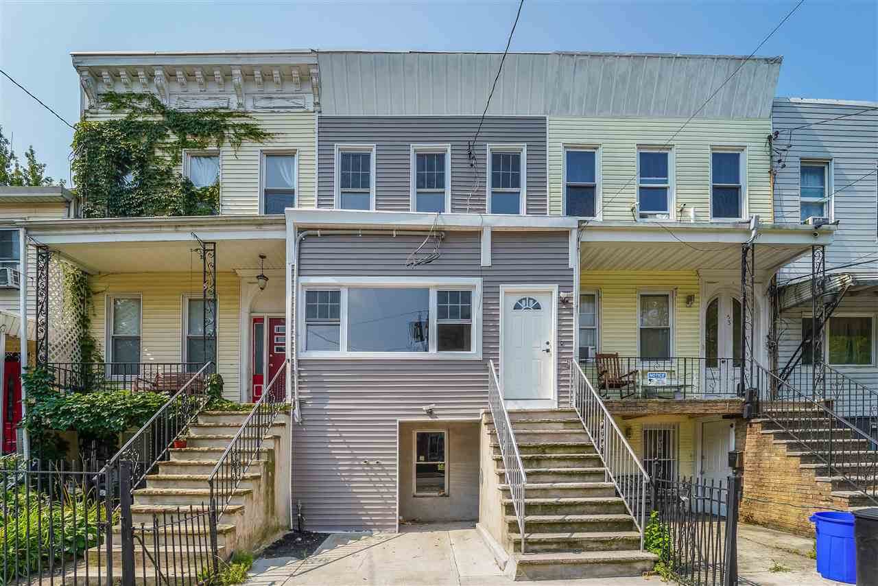 51 1/2 Gardner Ave - Photo 1