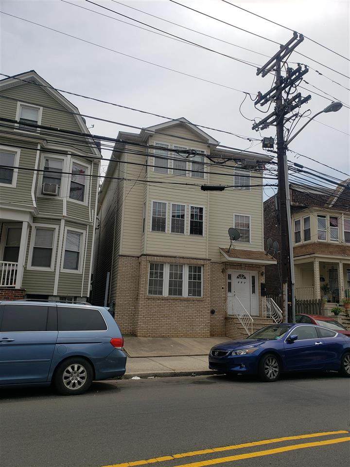202 Bergen Ave - Photo 1