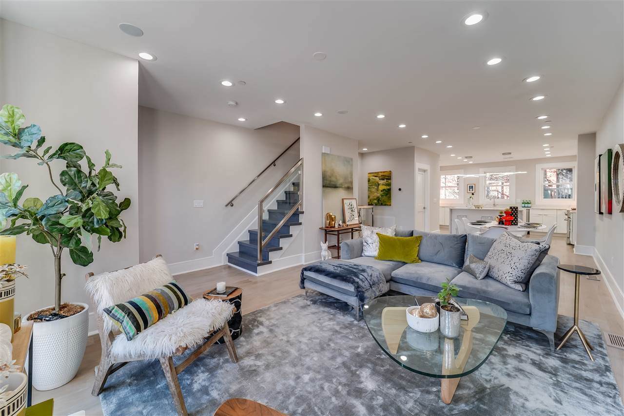 4 Mercer St - Photo 1