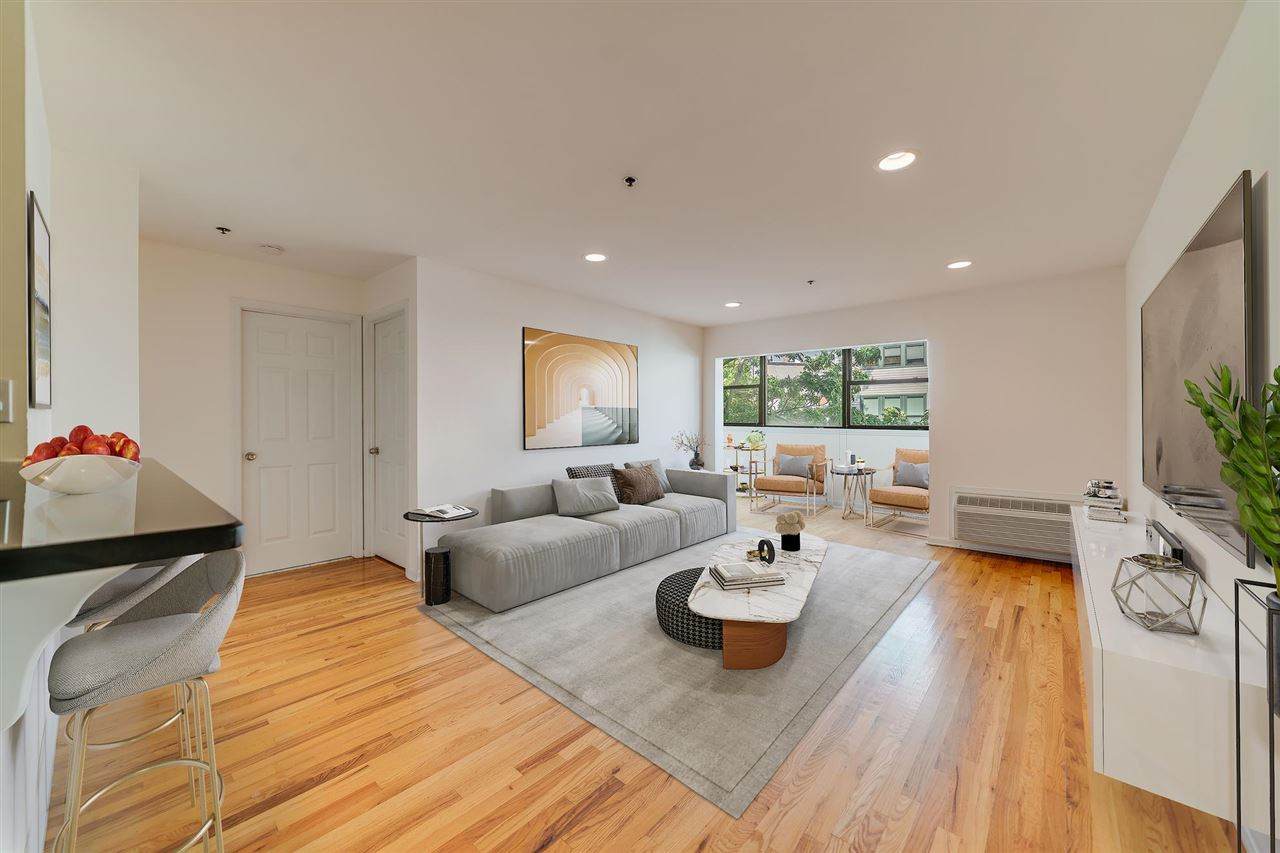 312 Madison St - Photo 1
