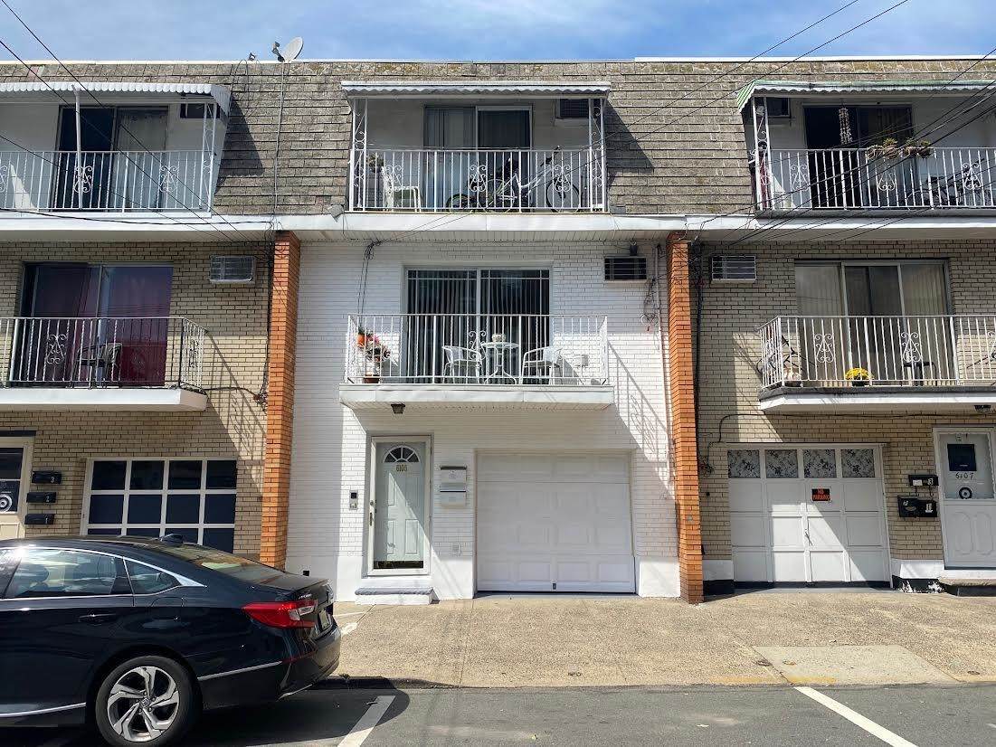 6105 Palisade Ave - Photo 1