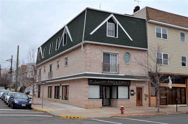877 Broadway - Photo 1