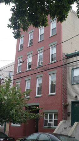 313 5TH ST - Photo 1