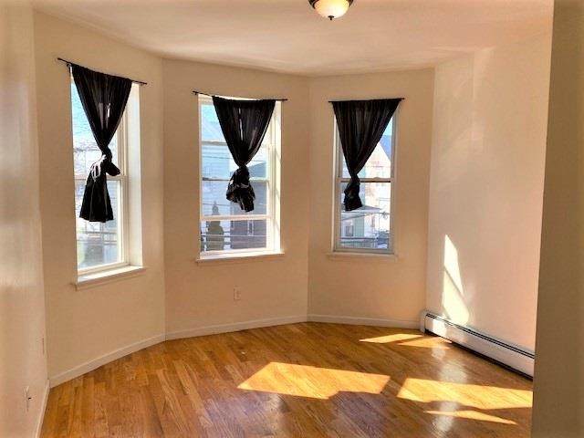 127 West 19Th St - Photo 1