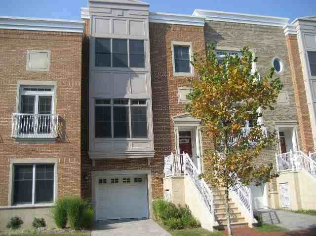 4 Constitution Way - Photo 1