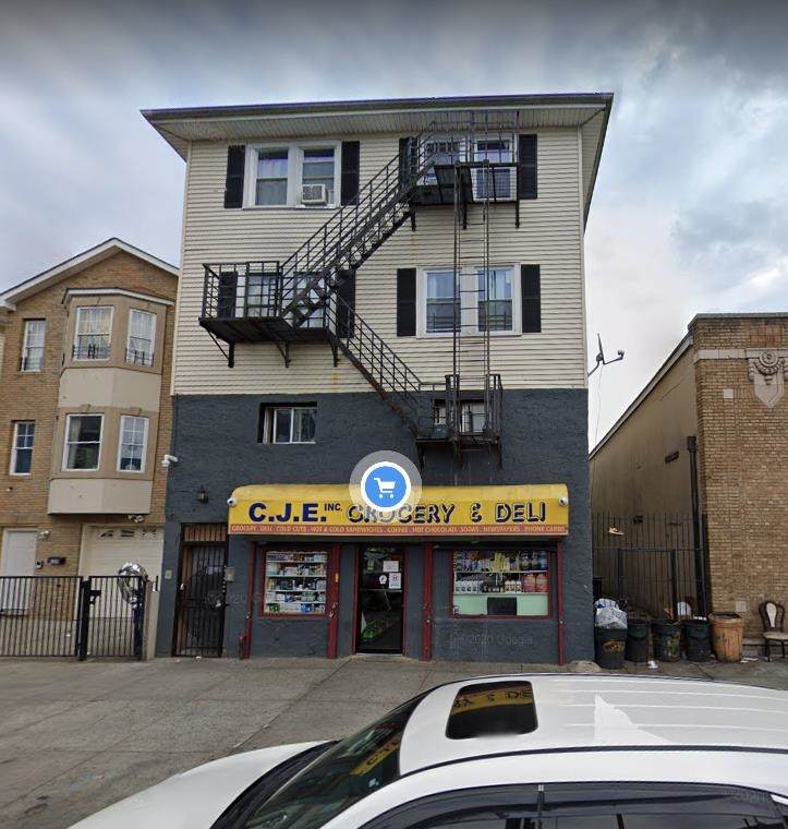 656 Ocean Ave - Photo 1