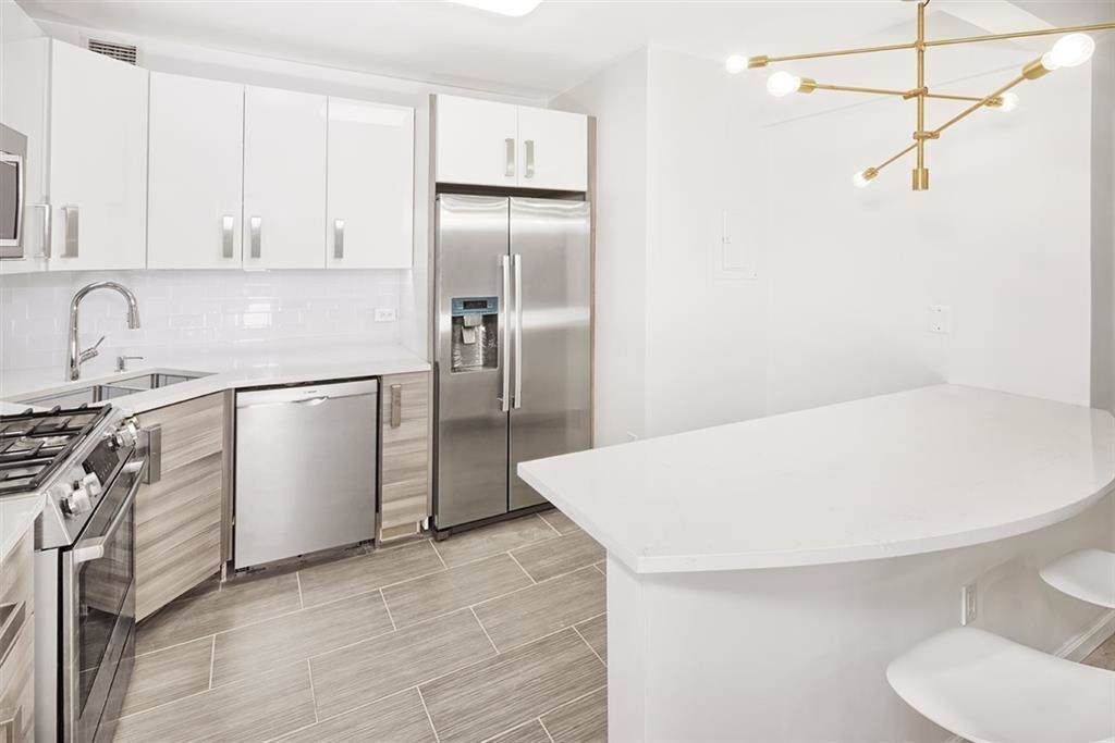 45 River Dr South - Photo 1