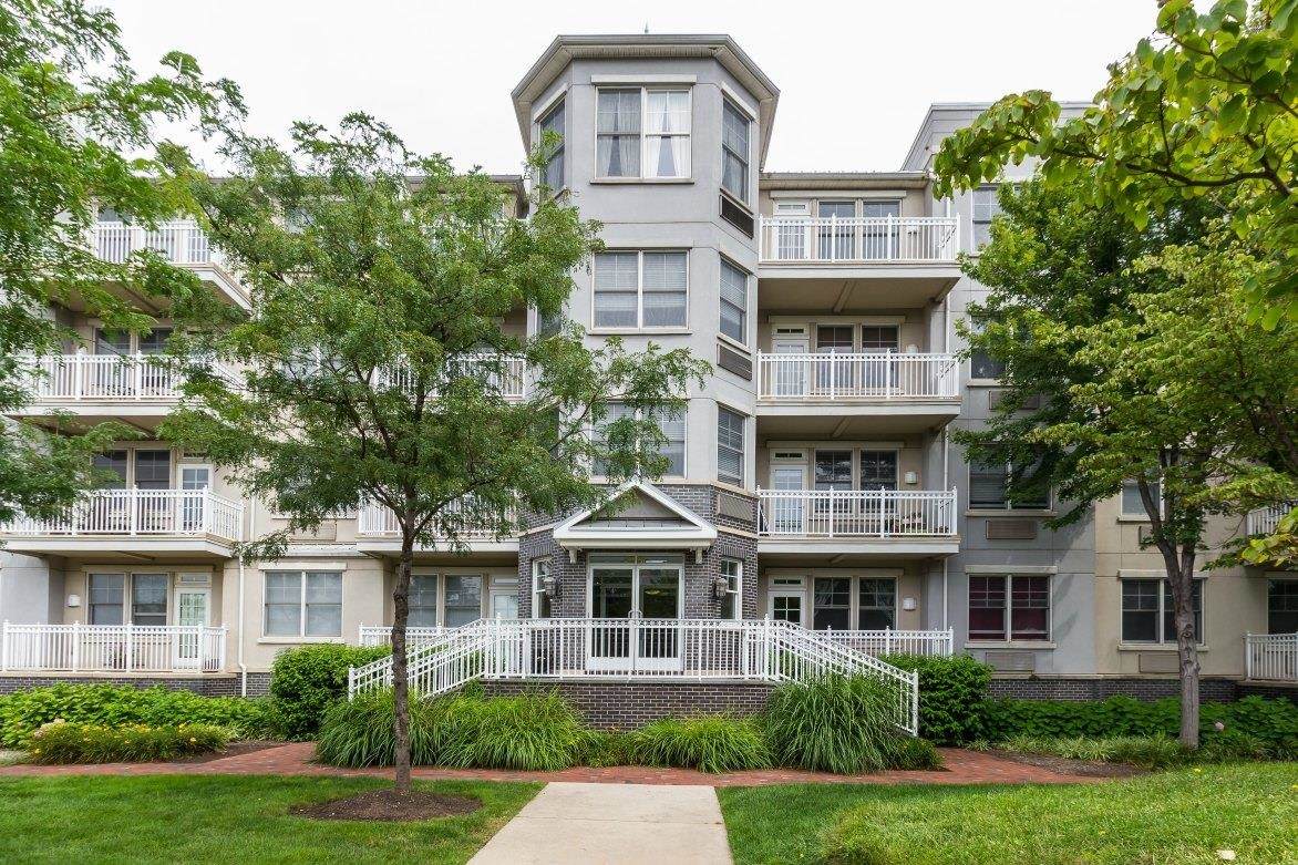 4 Constellation Pl - Photo 1