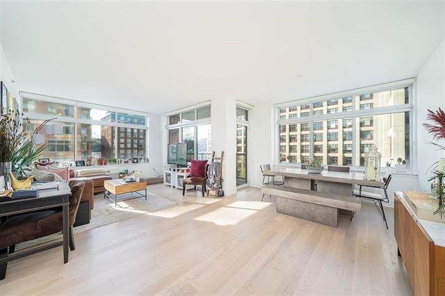 1400 Hudson St - Photo 1
