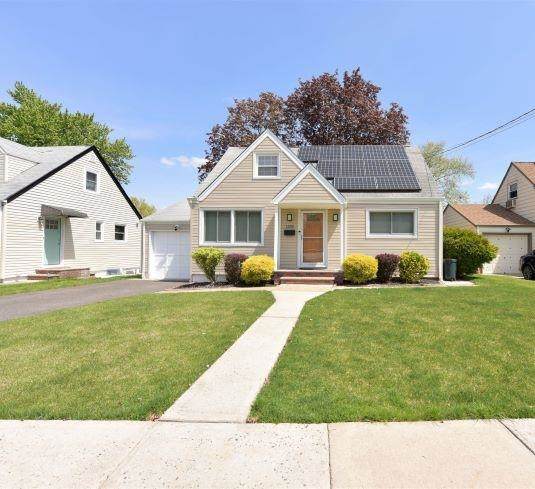 1555 Barton Rd - Photo 1