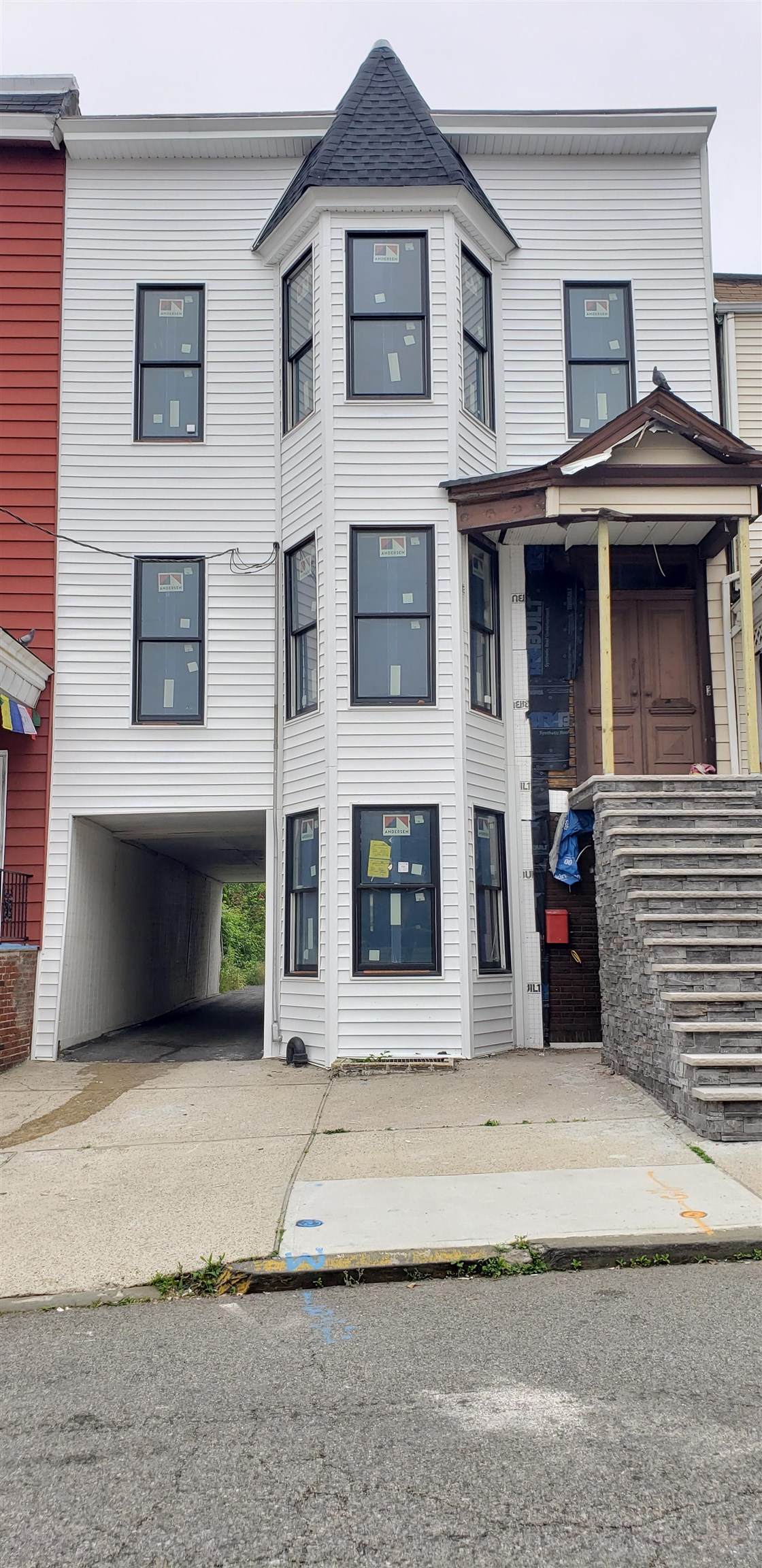 34 Van Reypen St - Photo 1