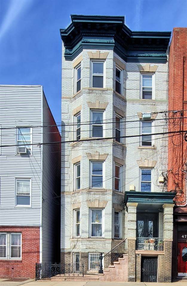 477 Palisade Ave - Photo 1
